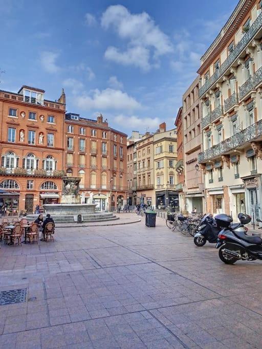 Ibiza -Sublime Studio Place De La Trinite- Netflix Leilighet Toulouse Eksteriør bilde